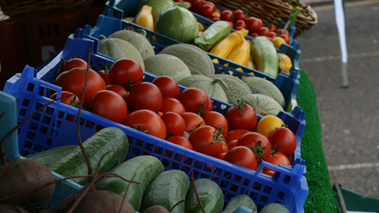 Organic veg stall at Lutterworth Farmers Market. Photo: Phil Sumption